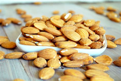 best nuts for weight loss.